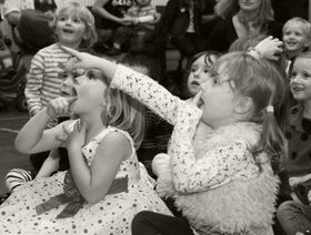 Artiste magicien à Tours pour spectacle de magie enfants